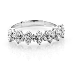 18K White Gold Diamond Fashion Rings with Round Diamonds