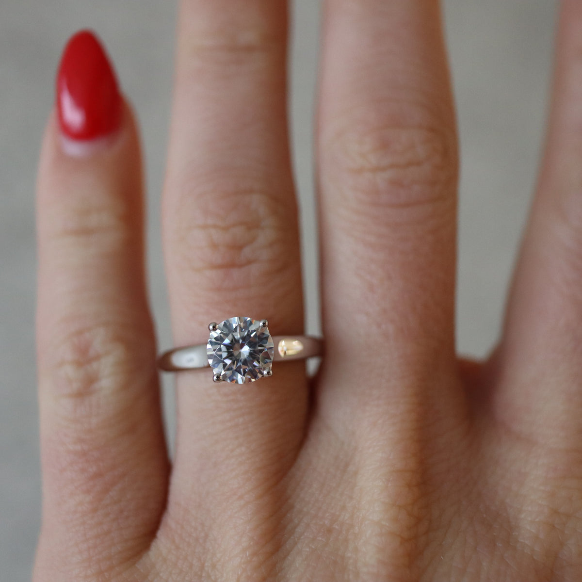 Vlora White Gold Solitaire Engagement Ring Mounting