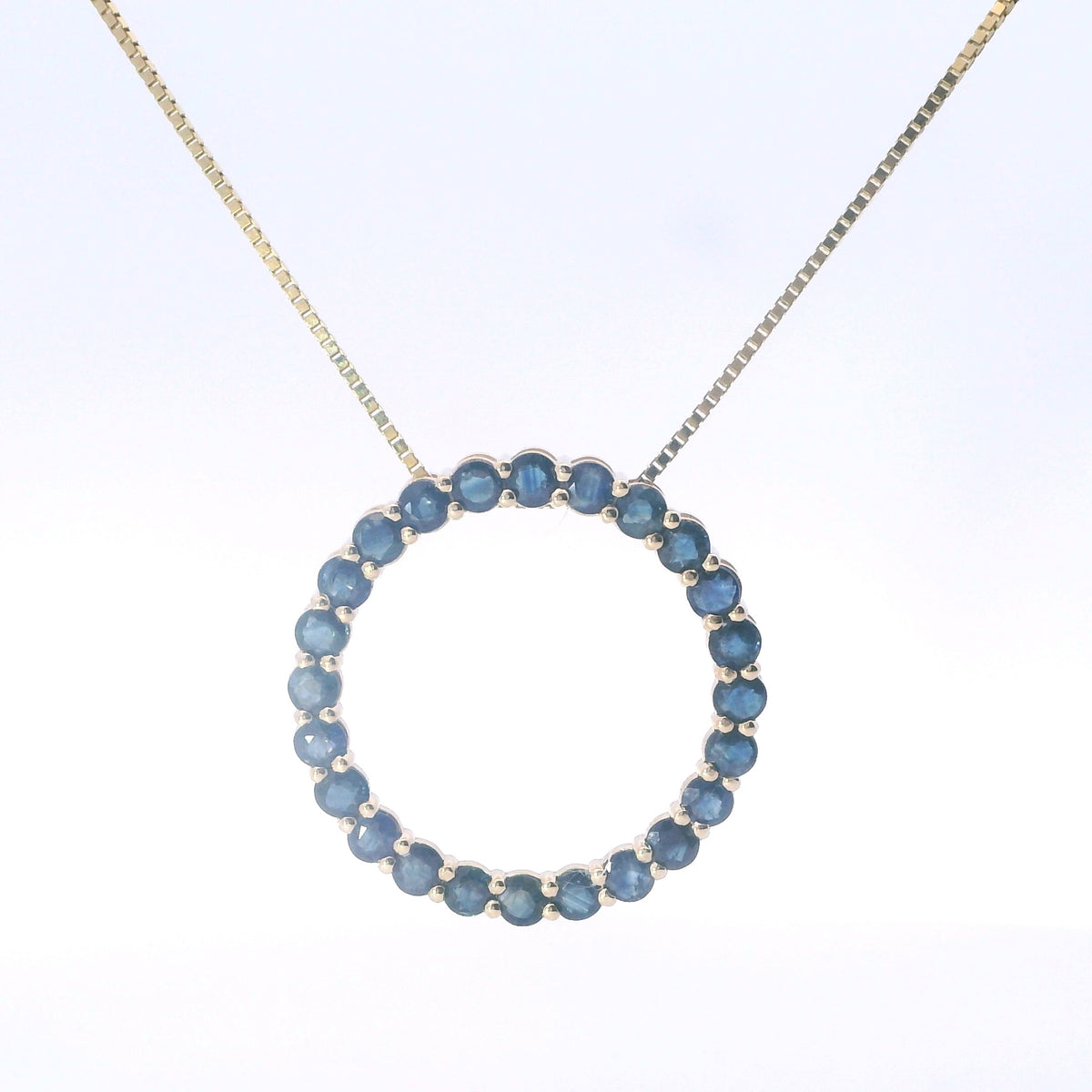 Estate Yellow Gold Sapphire Circle Pendant Necklace