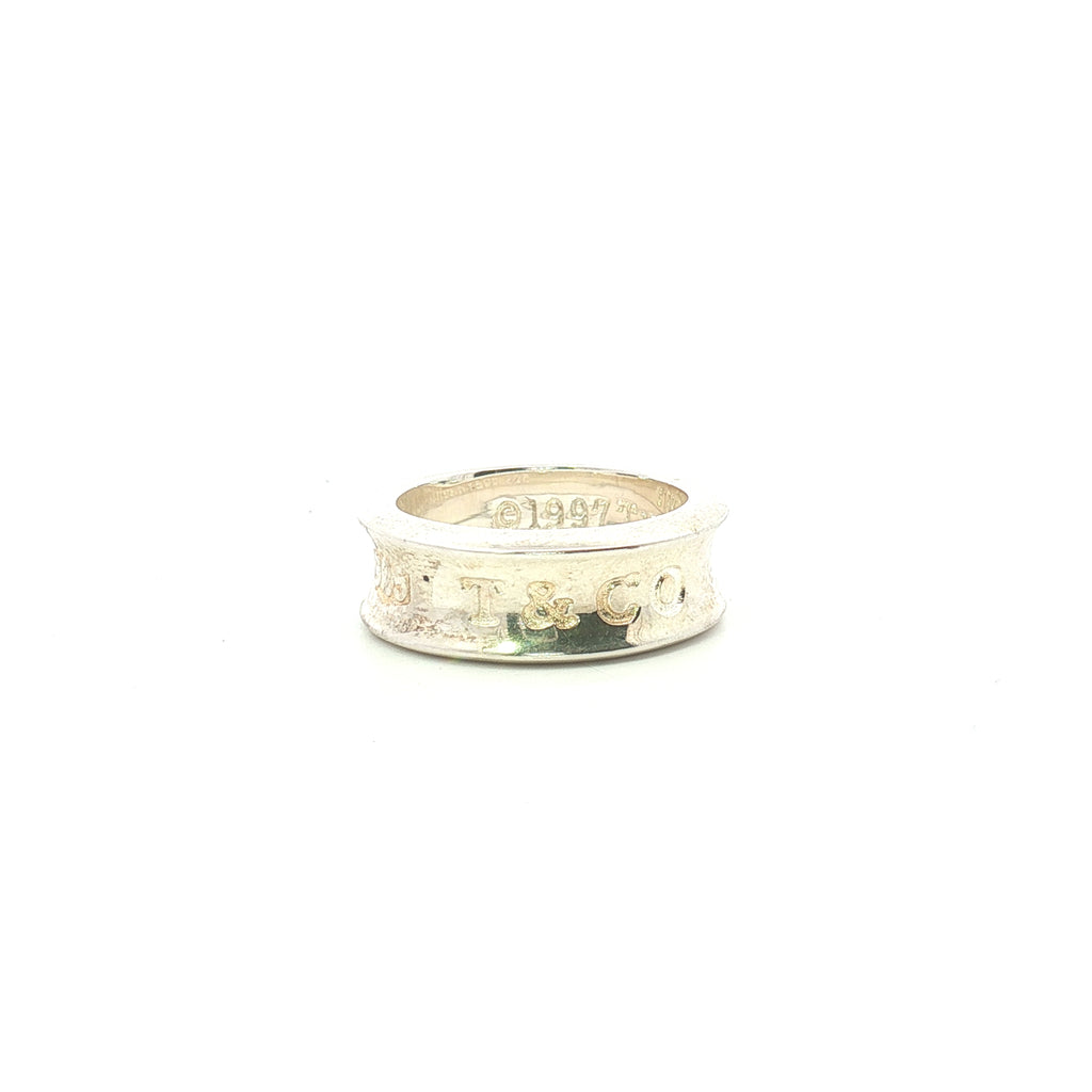 Estate Sterling Silver Tiffany and Co Concave Engraved Band