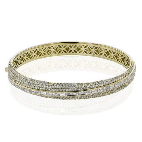 Bangle in 18k Gold with Diamonds - Simon G. Jewelry