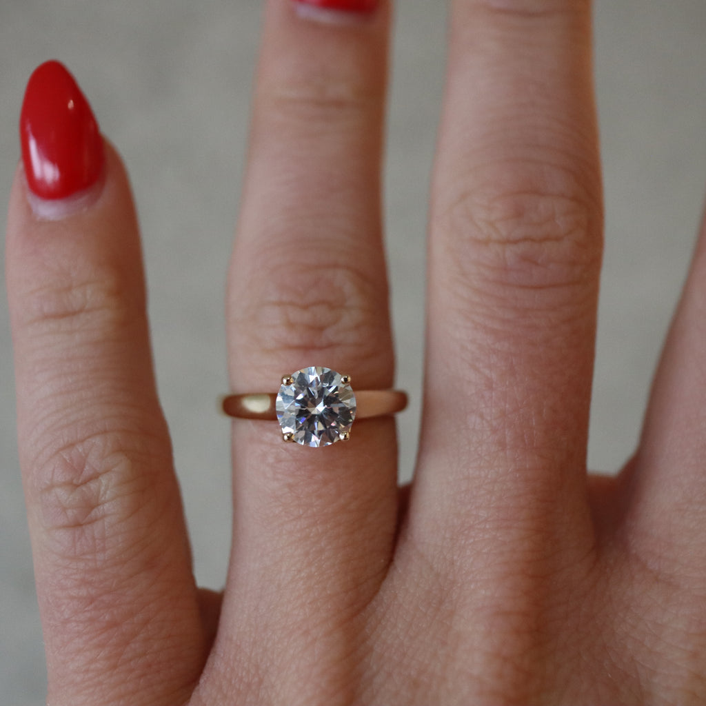 Vlora Yellow Gold Solitaire Engagement Ring Mounting