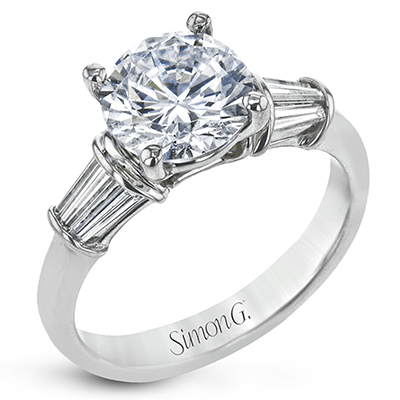 Engagement Ring in 18K Gold with Diamonds - Simon G. Jewelry