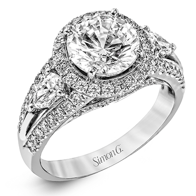 Engagement Ring in 18k Gold with Diamonds - Simon G. Jewelry