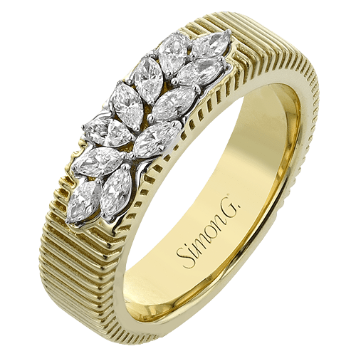 Fashion Ring In 18k Gold With Diamonds - Simon G. Jewelry