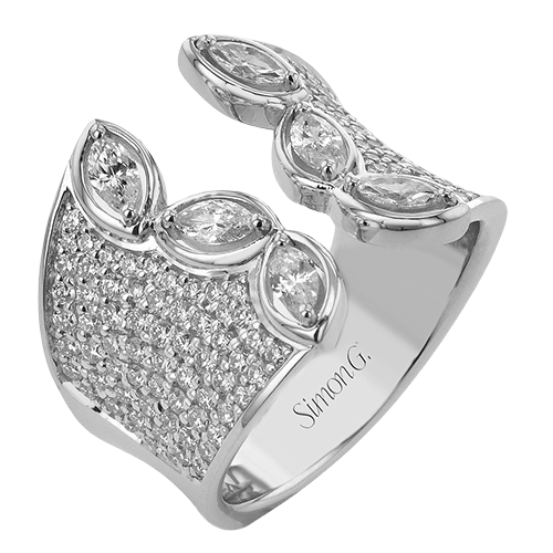 Fashion Ring In 18k Gold With Diamonds - Simon G. Jewelry