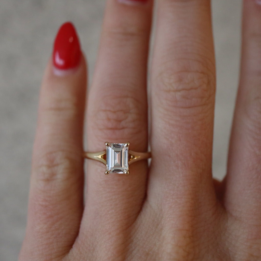 Vlora Yellow Gold Solitaire Cathedral Engagement Ring Mounting
