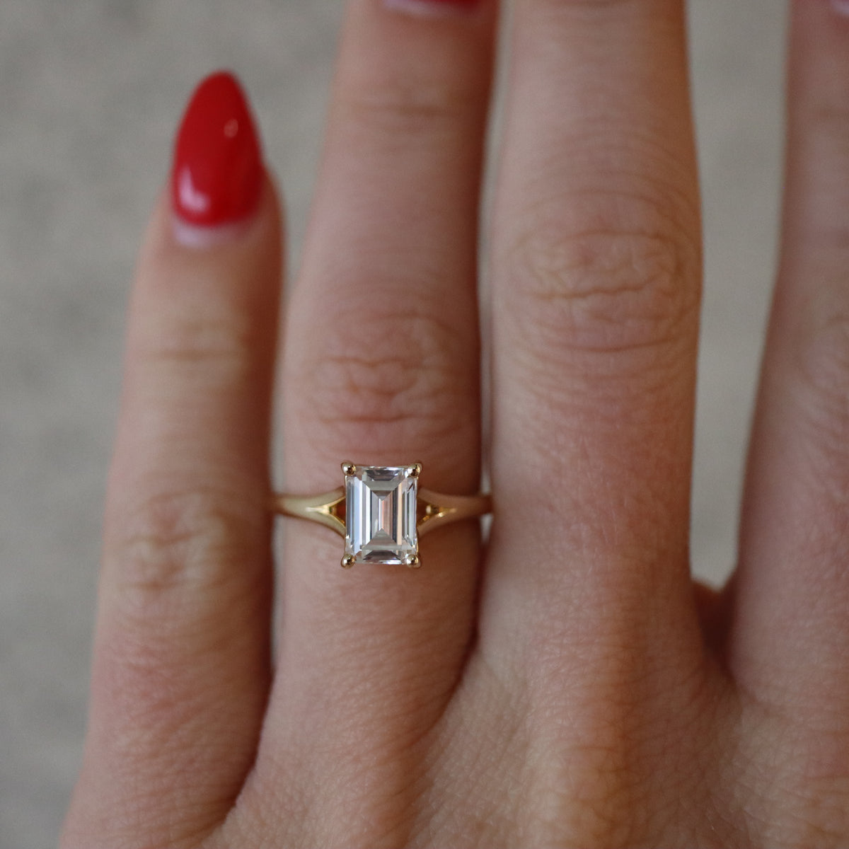 Vlora Yellow Gold Solitaire Cathedral Engagement Ring Mounting