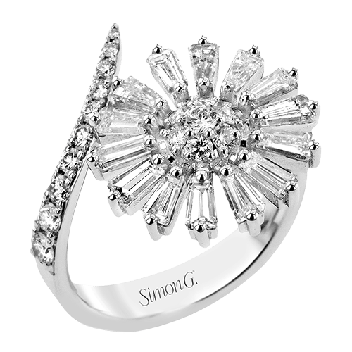 Flower Fashion Ring In 18k Gold With Diamonds - Simon G. Jewelry