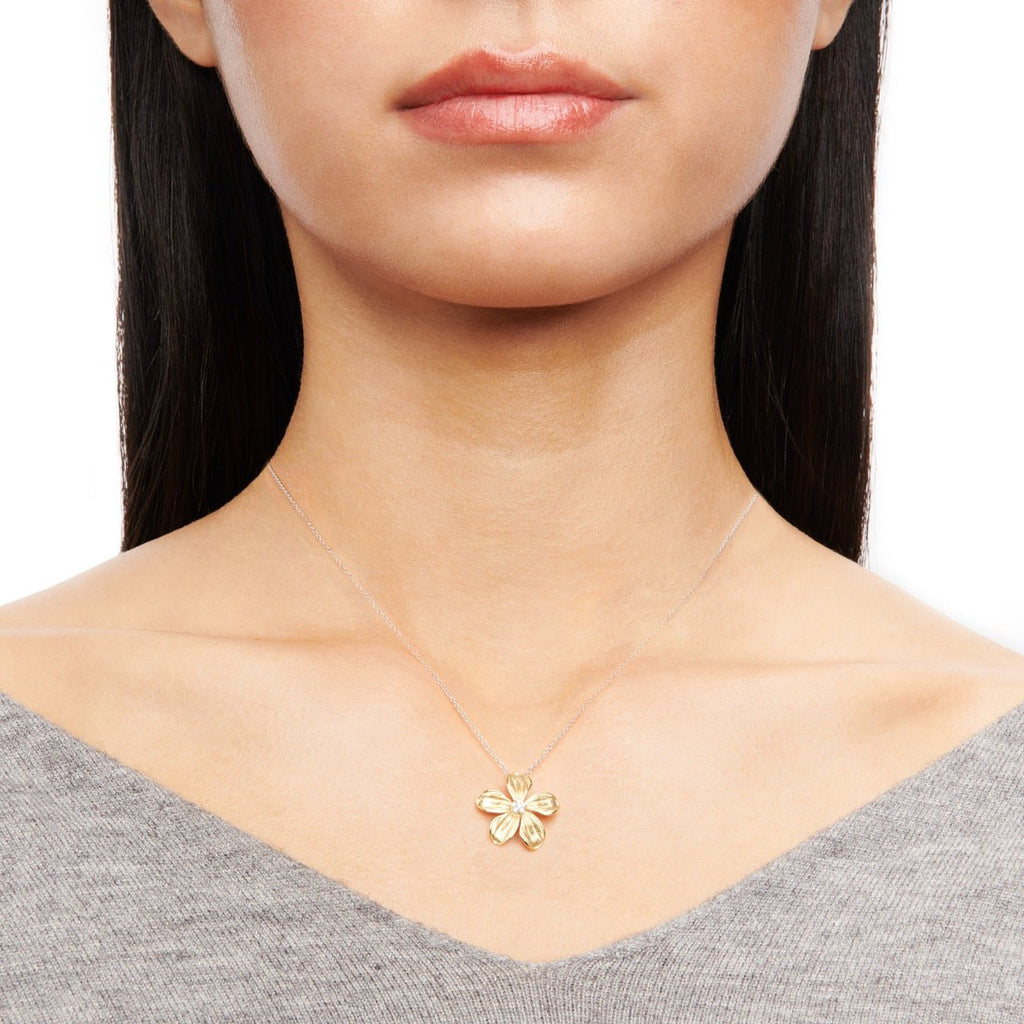 Flower Pendant Necklace in 18k Gold with Diamonds - Simon G. Jewelry