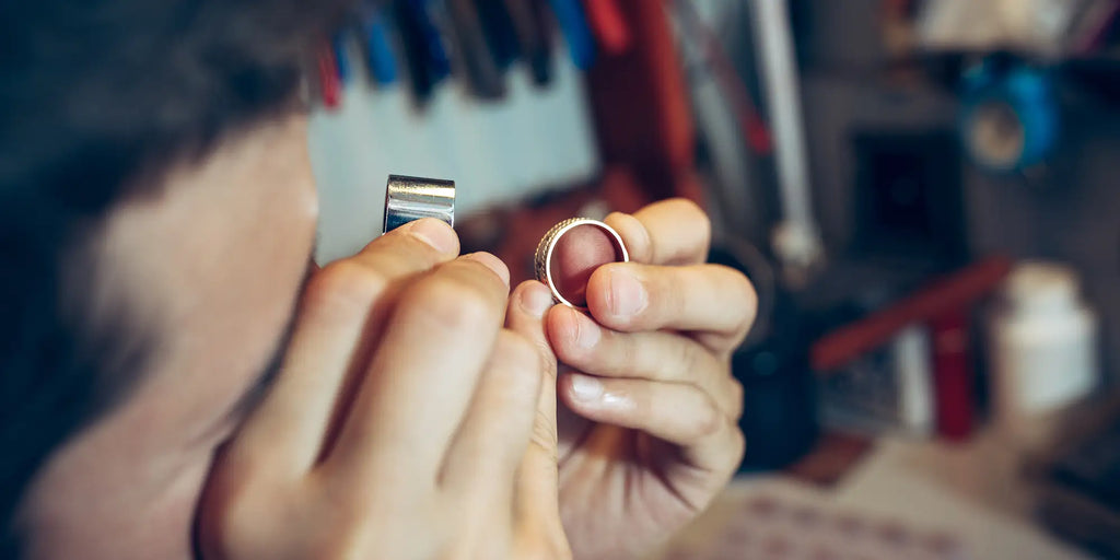 Appraisal and inspection of jewelry ring