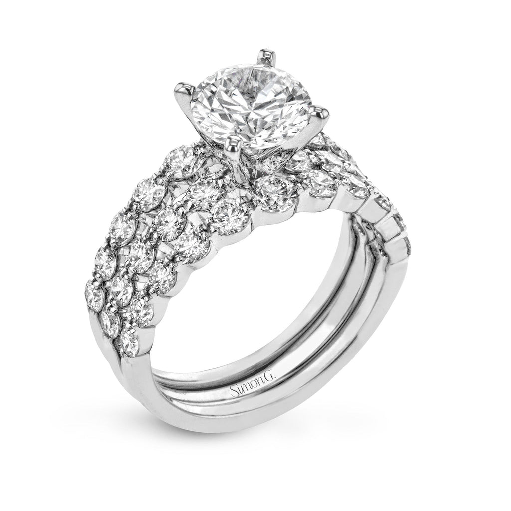 Round - cut Engagement Ring & Matching Wedding Band in 18k Gold with Diamonds - Simon G. Jewelry