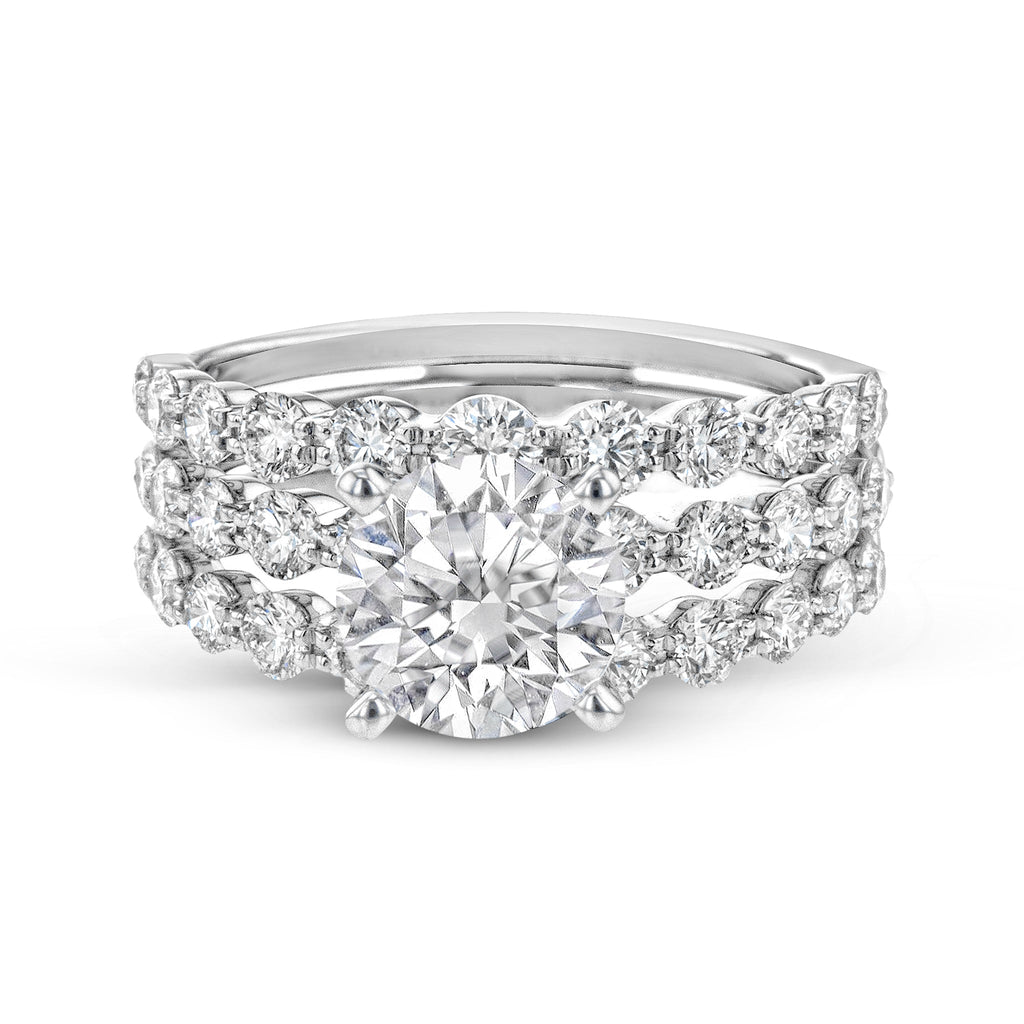 Round - cut Engagement Ring & Matching Wedding Band in 18k Gold with Diamonds - Simon G. Jewelry