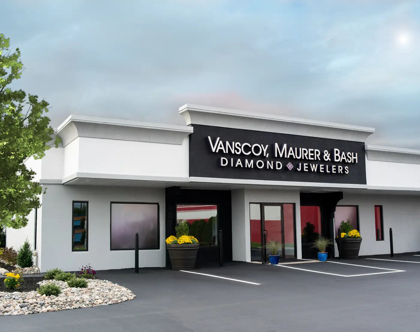 outside of storefront of Vanscoy, Maurer and Bash Diamond Jewelers in Lancaster, PA