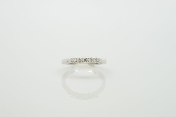 18K White Gold Shared Prong Wedding Ring with De Beers Forevermark Diamonds